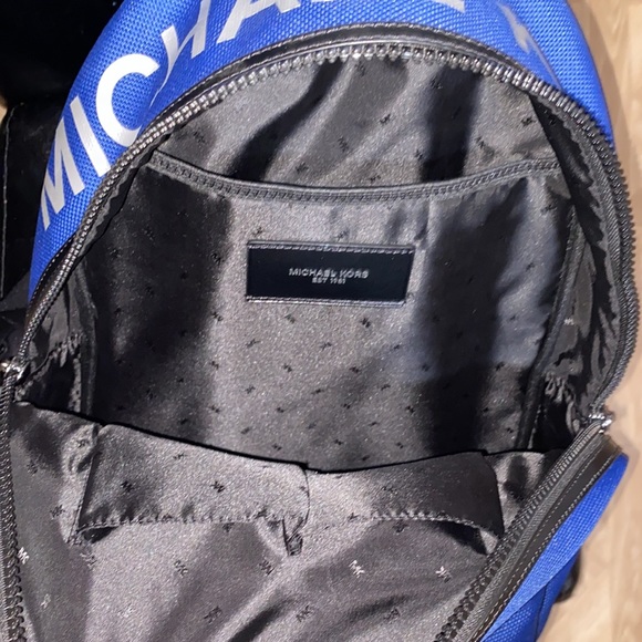 Blue/Navy Michael Kora Mens Backpack - Picture 4 of 4